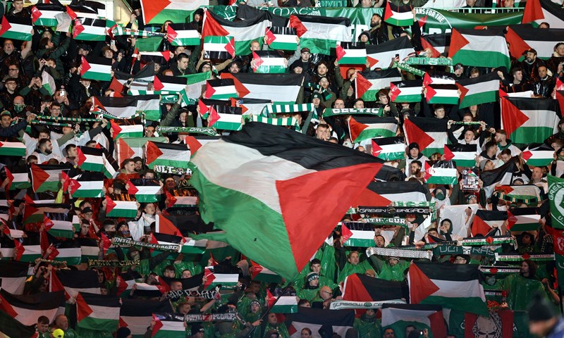 Celtic kažnjen zbog palestinskih zastava, shvaćene su kao 'provokativna poruka uvredljive prirode'