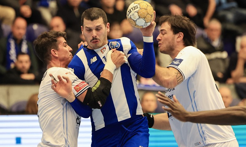 Veron Načinović jedini Hrvat s pobjedom, Veszprem vrlo uvjerljiv protiv Celja