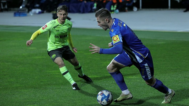 [VIDEO] Mioč je poslao loptu preko gol linije za novo vodstvo Slaven Belupa