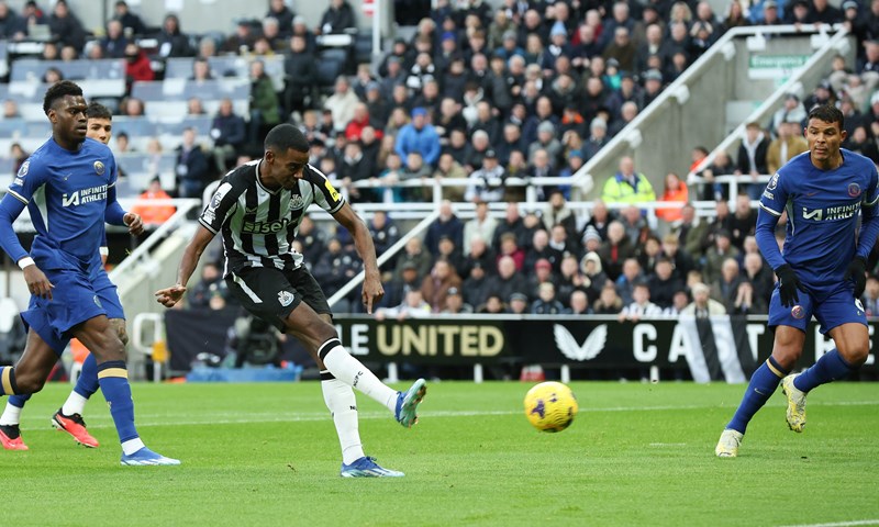 Čini se da je saga gotova, Newcastle prihvatio ponudu za švedskog napadača