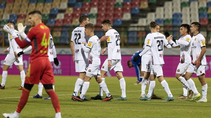 [VIDEO] Rudeš već u 16. minuti prvi put morao po loptu u mrežu