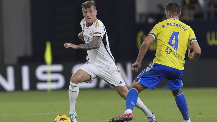 Modrić asistirao, ali i zbog ozljede napustio igru u pobjedi Real Madrida u Cadizu