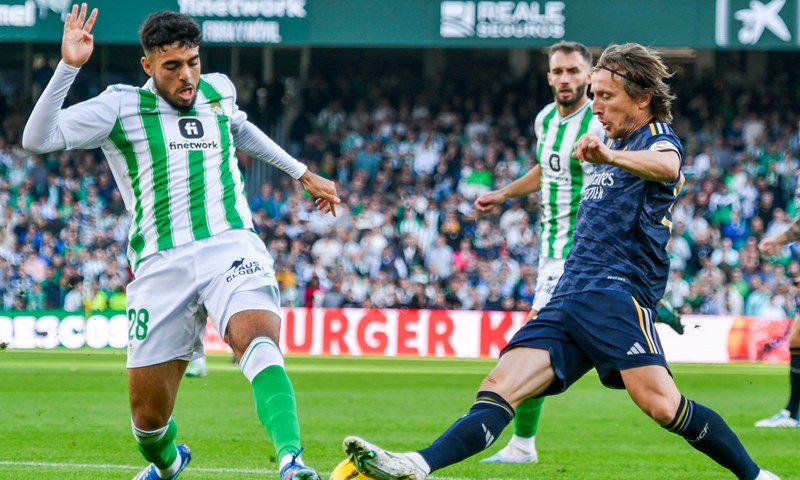 Real Madrid do pobjede u 92. minuti, Girona zaustavljena kod Betisa