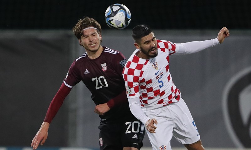 Novi problemi za Dalića, Erlić ozlijeđen u porazu Bologne