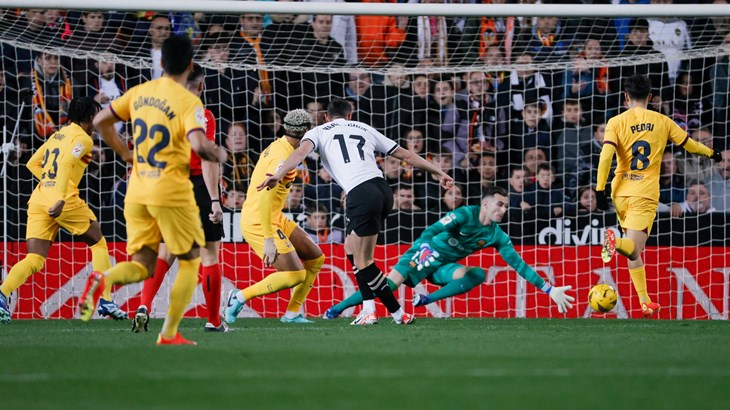 Barcelona opet bez pobjede, Valencia do boda na Mestalli