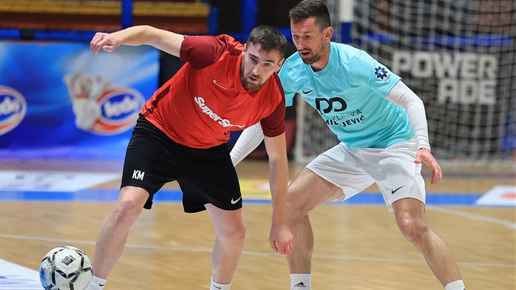 Dobermann bez Štefanja na Kutiji, Futsal Dinamo prekinuo SuperSportov san