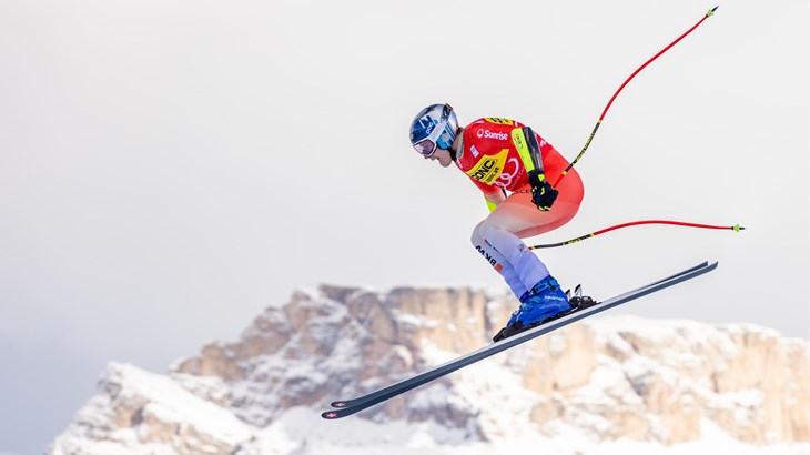 Marco Odermatt slavio u superveleslalomu u Bormiju, drugoplasirani Haaser ostao daleko iza
