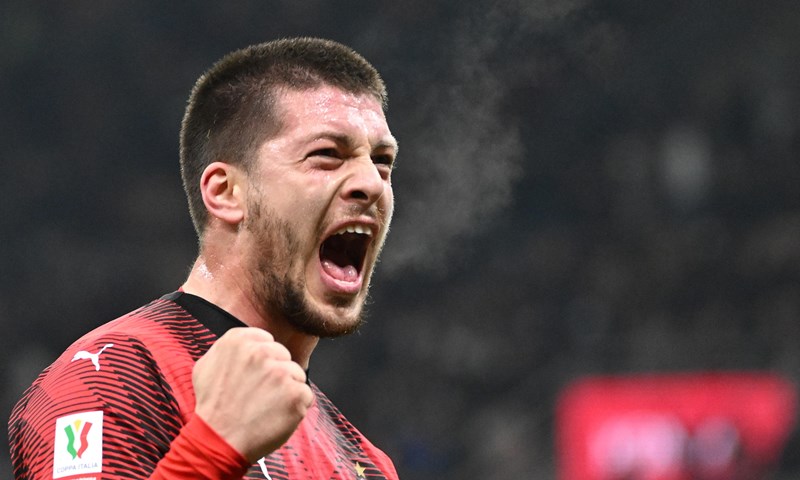 Milan vrlo uvjerljivim nastupom preko Cagliarija do četvrtfinala Kupa
