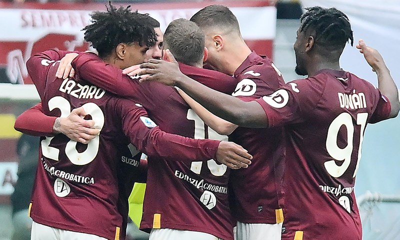 Torino uz pogodak Vlašića do uvjerljive pobjede nad Napolijem