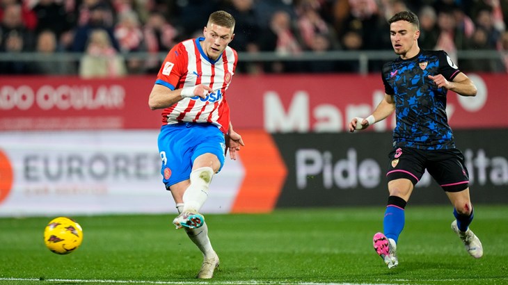 Čudesni Dovbik do hat-tricka za 19 minuta, Sevilla potpuno razbijena