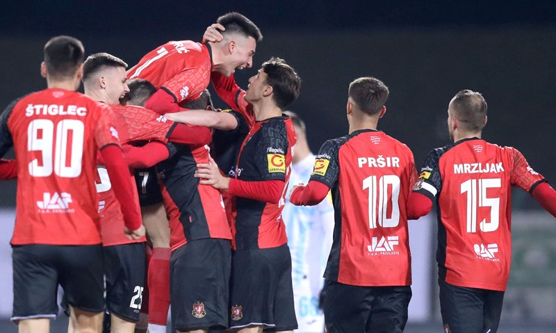 VIDEO: Mitrović rano doveo Goricu u vodstvo!