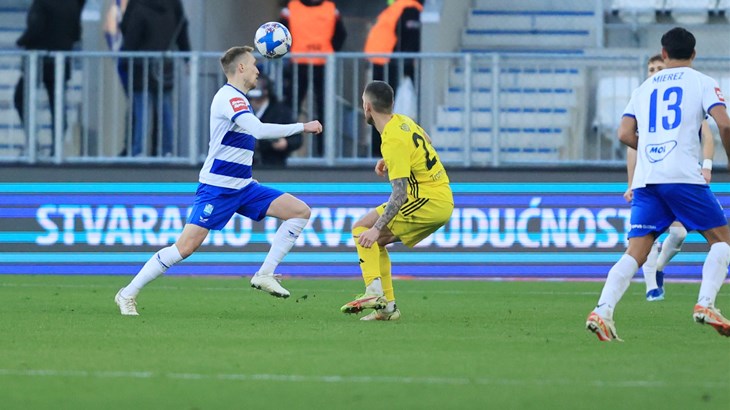 VIDEO: Jugovićevo simuliranje na trenutak prošlo nezapaženo