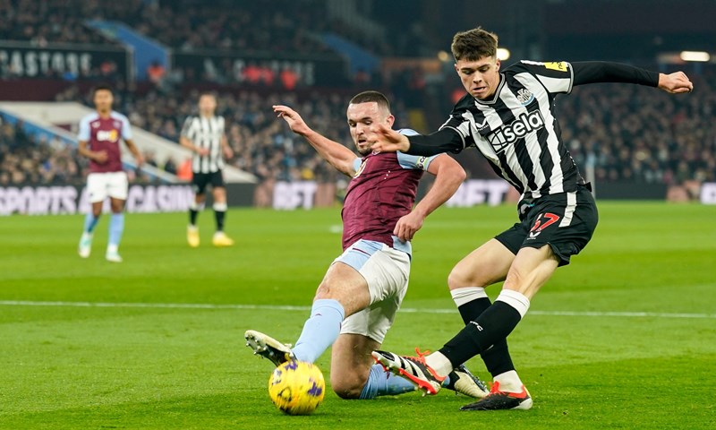 Ivo Grbić debitirao u Premiershipu, ali se i ozlijedio, Luton pregazio Brighton