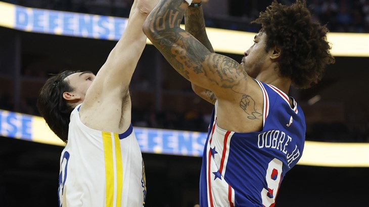 Šarić asistirao u pobjedi Warriorsa, Embiid u bolovima napustio parket