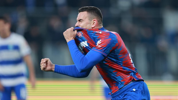 [VIDEO] Uremović iz gužve doveo Hajduk do prednosti