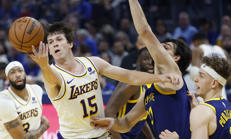Dobar nastup Šarića u pobjedi Warriorsa u gostima kod Pacersa, čak 11 trica Curryja