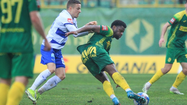 [VIDEO] Pogodak Ekonga nakon loše reakcije Osječana