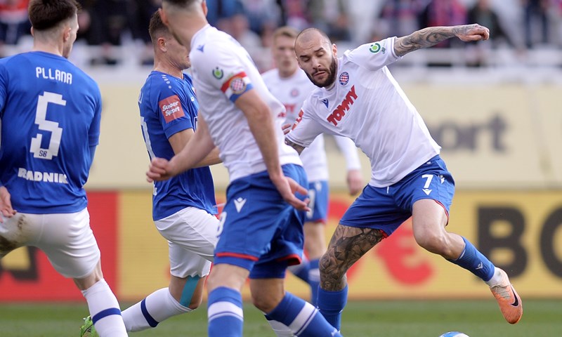 Hajduk s Rakitićem, Perišićem i Livajom napada na startu sezone Slaven Belupo
