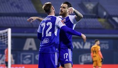 [VIDEO] Vidović izborio kazneni udarac, Kulenović rutinski zabio