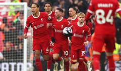 Liverpool povratak na vrh Premiershipa traži na Old Traffordu