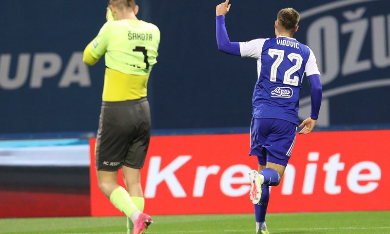Dinamo se oprostio od trojice igrača