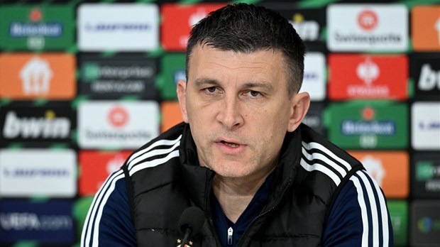 Jakirović: 'Bez obzira na situaciju na tribinama, igramo 11 na 11'