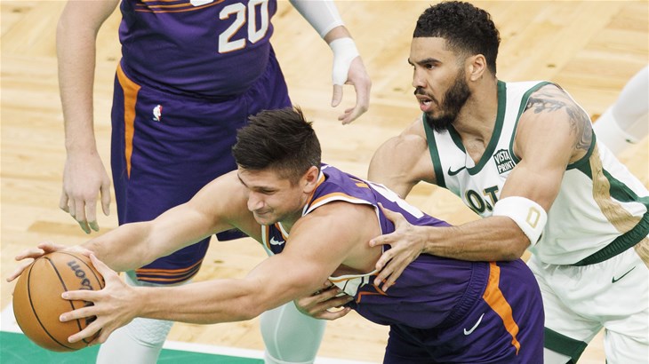 Celticsi u velikom dvoboju Istočne konferecije svladali Buckse, Zubac dobar u pobjedi LA-a