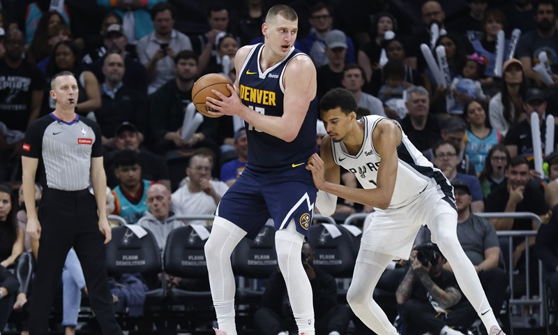 Bogdanović i dalje s malom minutažom i skromnim učinkom, Knicksi poraženi u Denveru