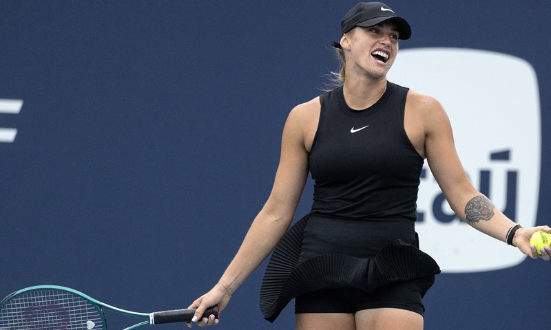 Sabalenka potpuno izgubila živce nakon poraza u trećem kolu Miamija, Swiatek i Alcaraz uvjerljivi