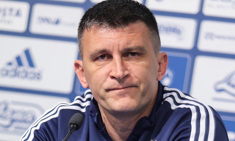 Sergej Jakirović nominiran za menadžera mjeseca u Championshipu