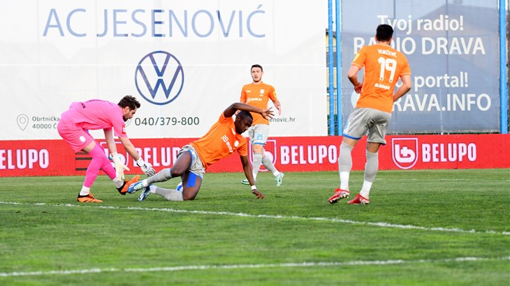 [SAŽETAK] Slaven Belupo rasipa bodove, Varaždin napokon slavio u Koprivnici