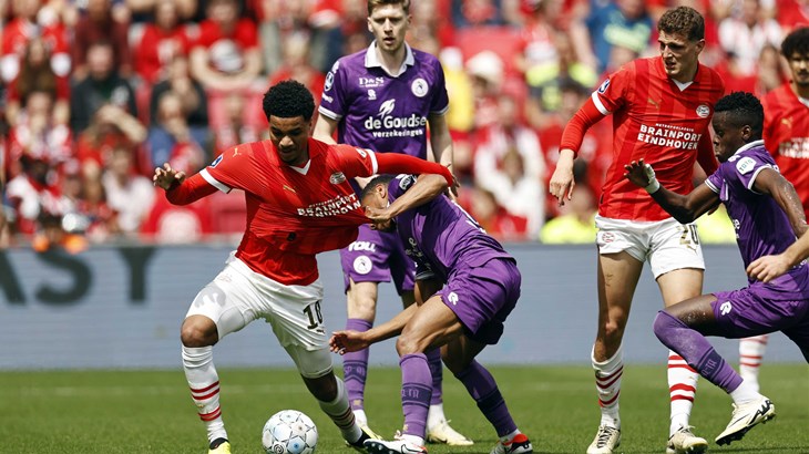 Apotekari u potrazi za Wirtzovim nasljednikom, dolazi veznjak iz PSV-a