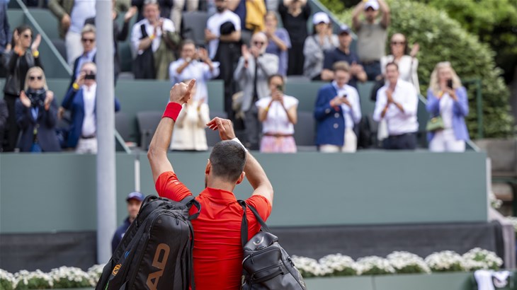 Đoković je podvrgnut operaciji i neće igrati na Wimbledonu!