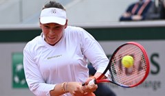 Vekić u pozitivnom nizu protiv Ukrajinke, nova pobjeda donosi osminu finala Wimbledona