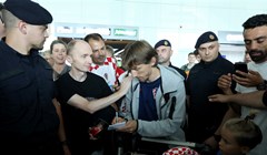 [FOTO] Vatreni se vratili, dočekali ih samo najvjerniji!