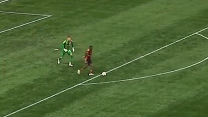 Pričuvni vratar Toronta osramotio se i poklonio pobjedu u posljednjim sekundama