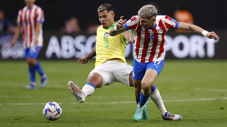 Sjajne škarice Sanabrije u preokretu Paragvaja protiv Argentine