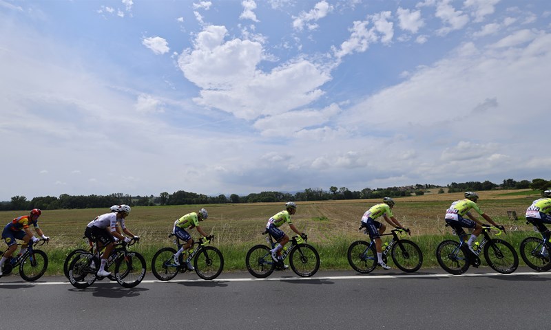 Mads Pedersen povukao se s Tour de Francea nakon teškog pada