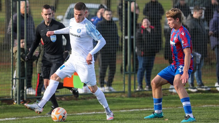 Hrvatski napadač zabio izravno iz kornera u remiju Mure kod Aluminija