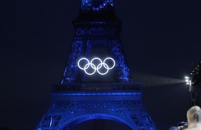 Neka igre počnu: Olimpijski plamen u Parizu napokon gori!