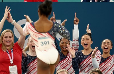 Gimnastika: Amerikanke očekivano osvojile zlato, Biles za povijest