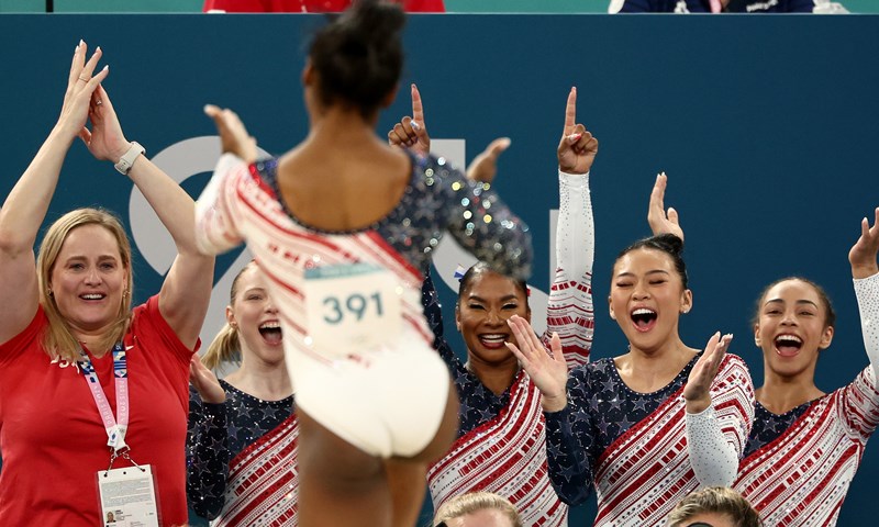 Gimnastika: Amerikanke očekivano osvojile zlato, Biles za povijest