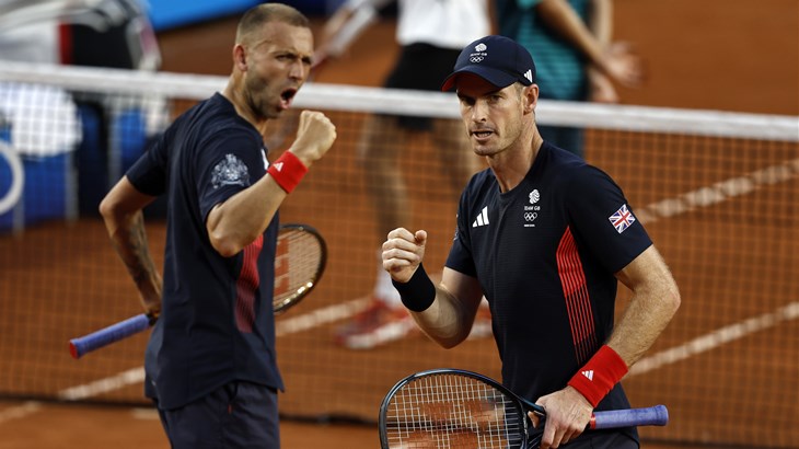 Andy Murray odbija otići u mirovinu, ovoga puta s Evansom spasio dvije meč-lopte i prošao dalje