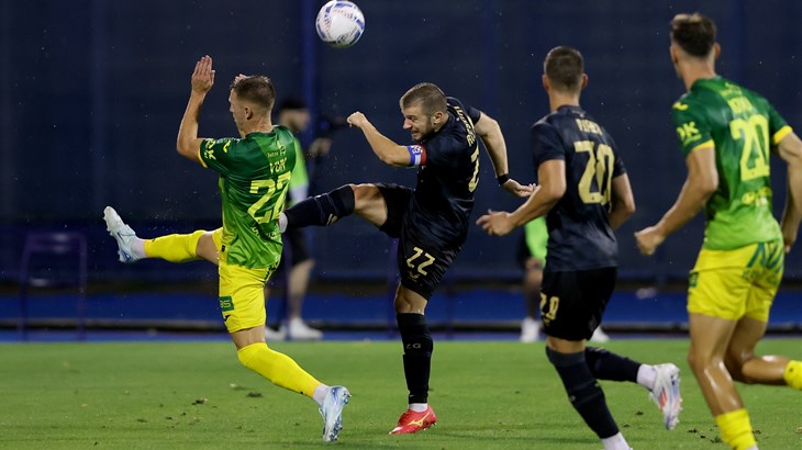 Dinamo domaćim susretom protiv Istre 1961 kreće u lov za Hajdukom i Rijekom