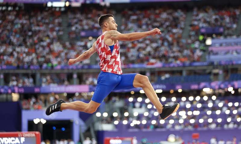 Pravdica prvi ispod crte nakon tri serije, Tentoglou očekivano do zlata
