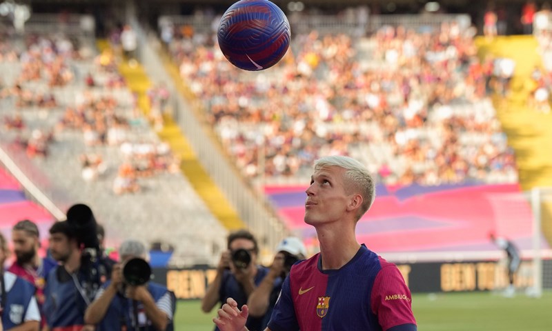 Dani Olmo zbog ozljede van terena nekoliko tjedana