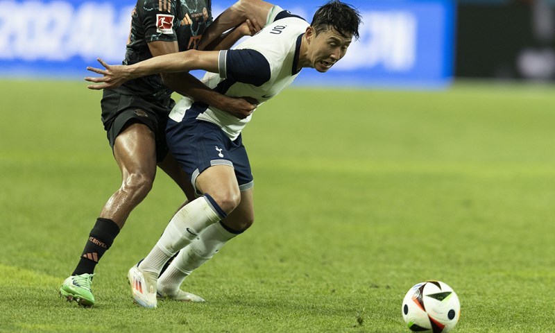 Senzacionalni prvaci su opet u Premier ligi, a prvi protivnik je Tottenham