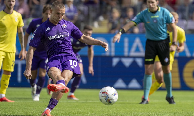 Lazio se vratio pobjedama, Fiorentinu već tjednima trese kriza