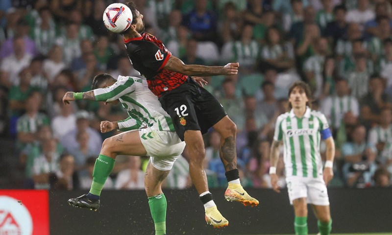 Mallorca za kraj kola u Sevilli golom u sudačkoj nadoknadi iznenadila Betis