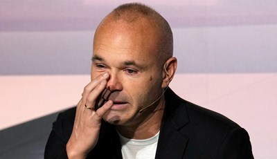 Iniesta na oproštaju: 'Osjećam se jako ponosan na ovaj put'